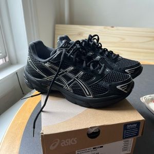 NWT, ASICS SportStyle, GEL-1130, BLACK/PURE SILVER, 38